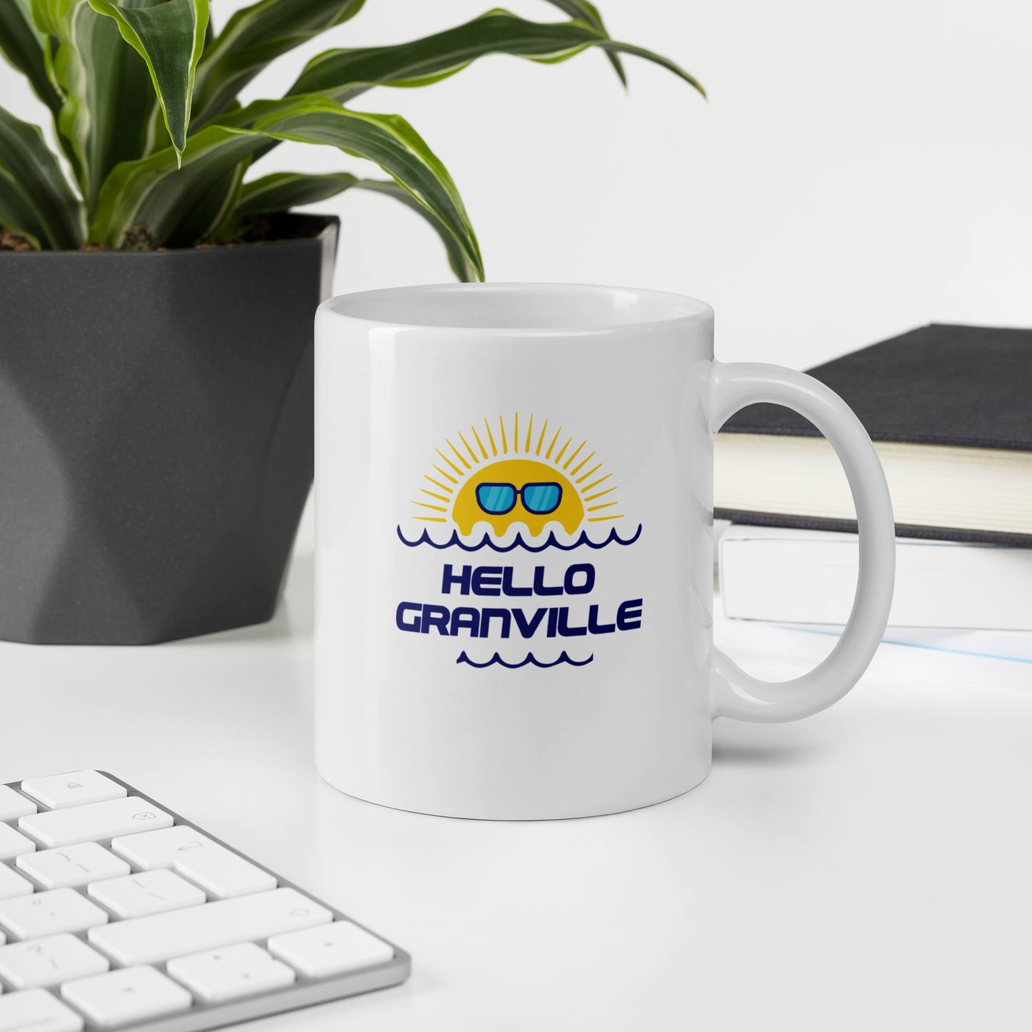 Mug Hello Granville 11oz - Souvenir Normandie Joyeux | Atelier MNP